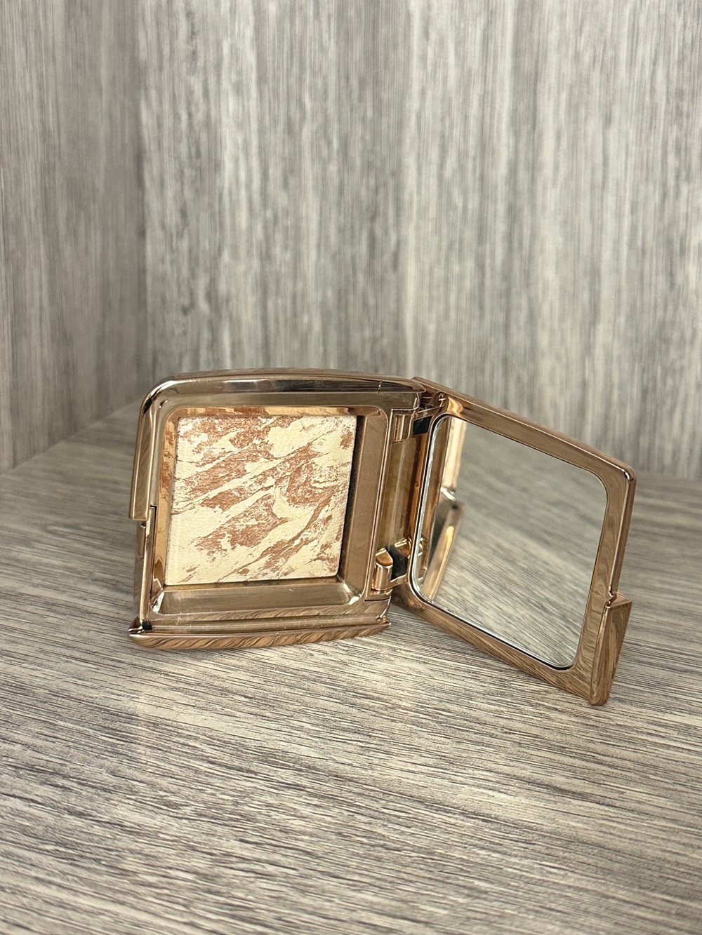Hourglass Ambient Lighting Bronzer- Diffused Bronze Light Travel Size